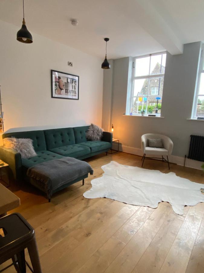 Apartamento The Old School House Harrogate Exterior foto