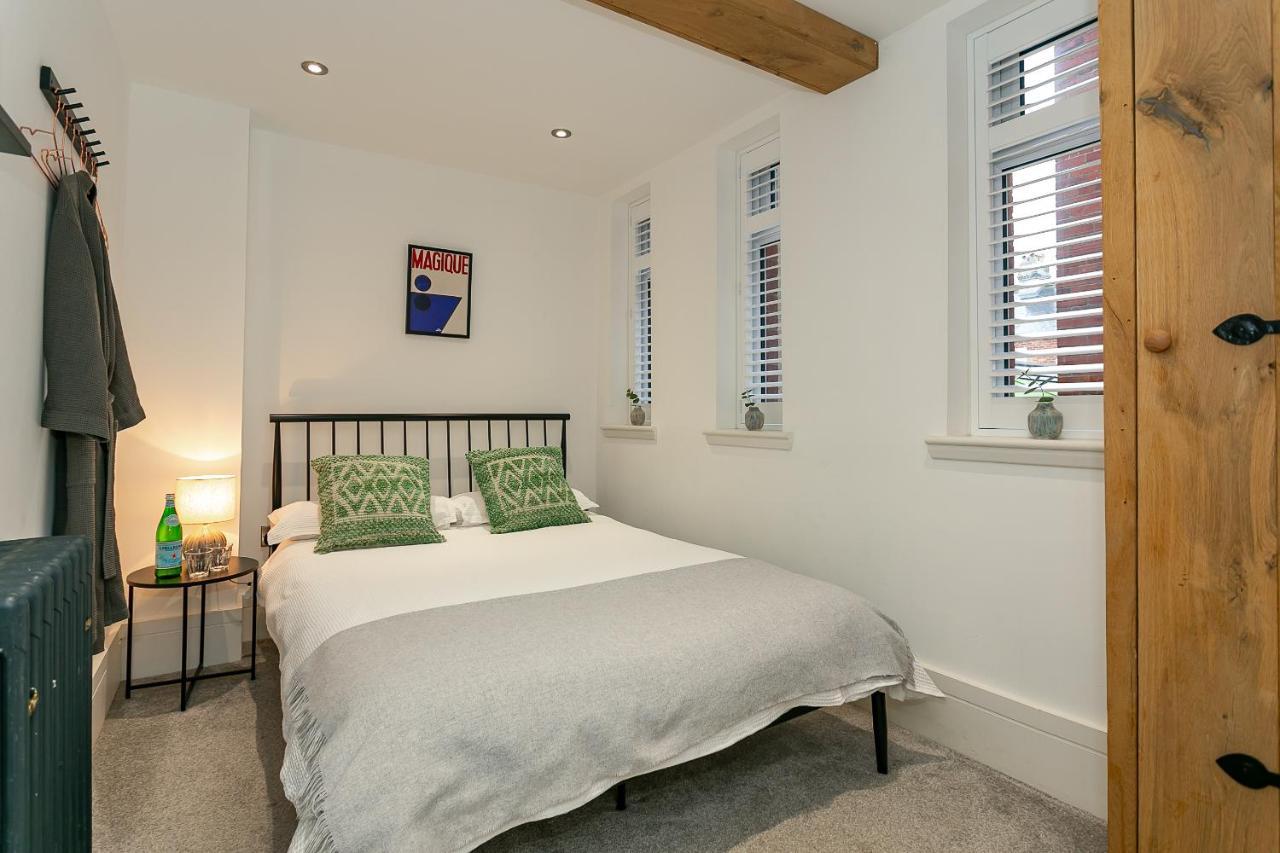 Apartamento The Old School House Harrogate Exterior foto